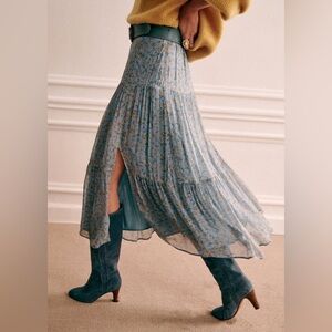 NWT Sézane Tammie Skirt in Vintage Blue Prairie FR 40 | US 8